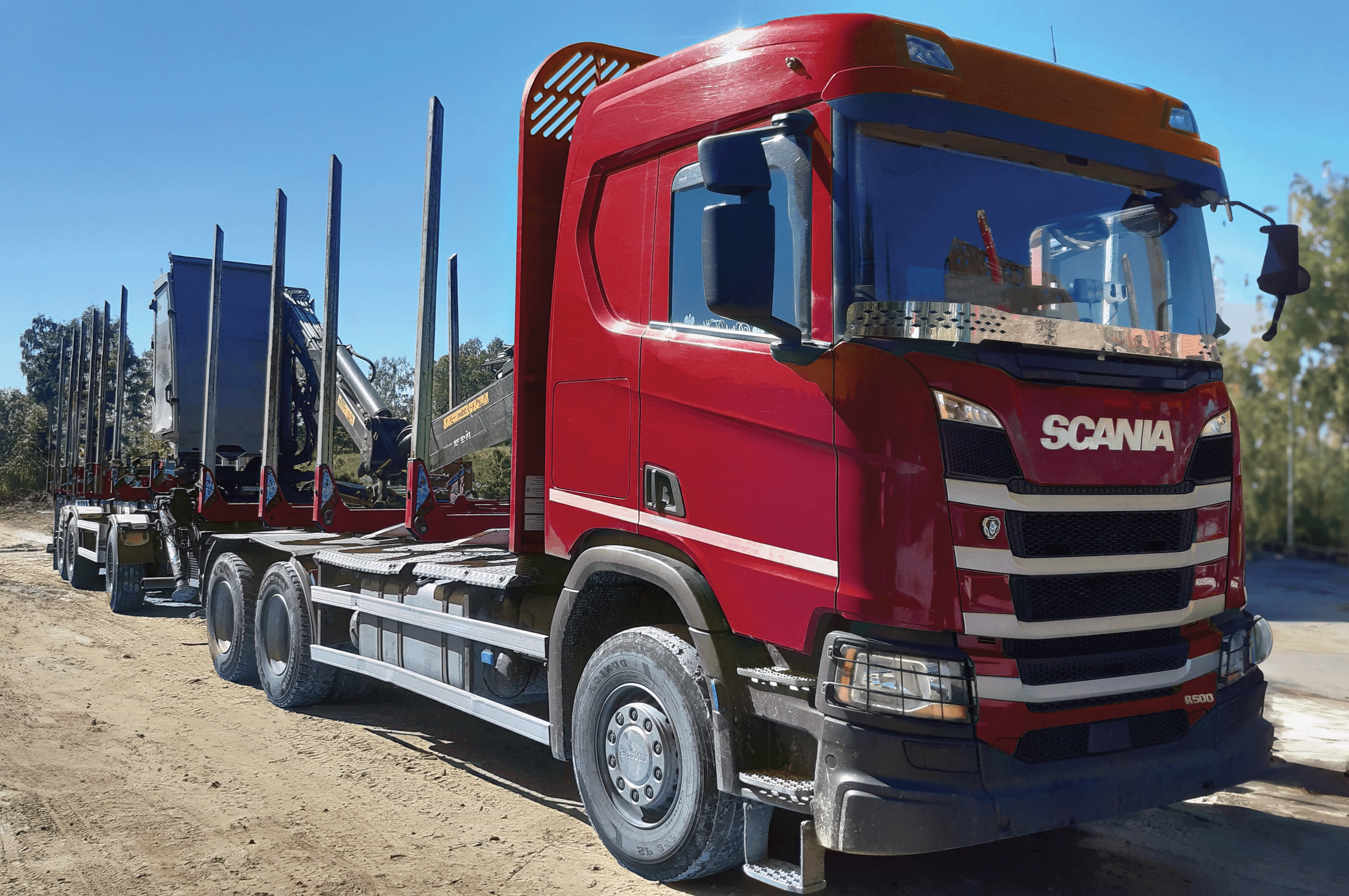 Czerwona Scania 6x4 HERO